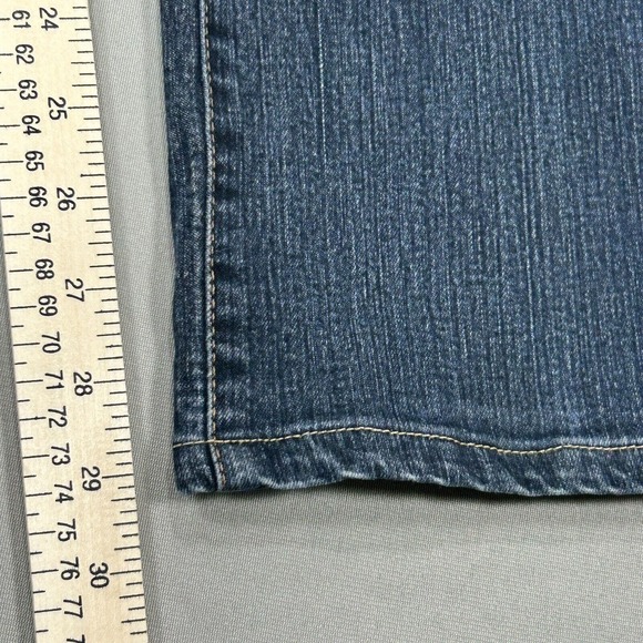 34 Heritage Jeans Men's 42x34 Blue Medium Wash Denim Straight Leg Measures 38x29 - Picture 8 of 14